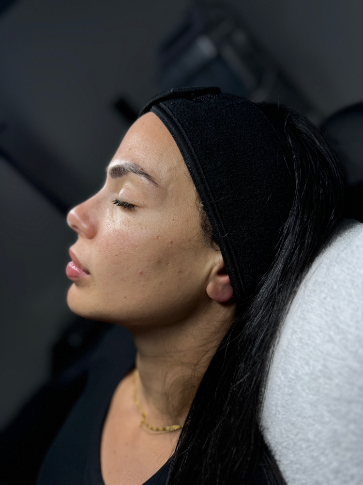 HydraSculpt Luxe Facial