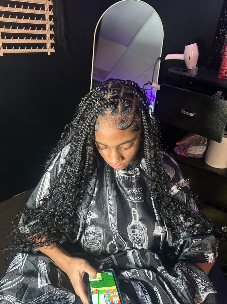 Medium Knotless at Grippedbymir in Eastpointe, MI