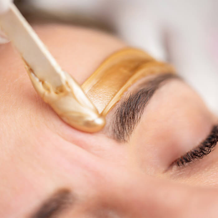 Waxing-Brow