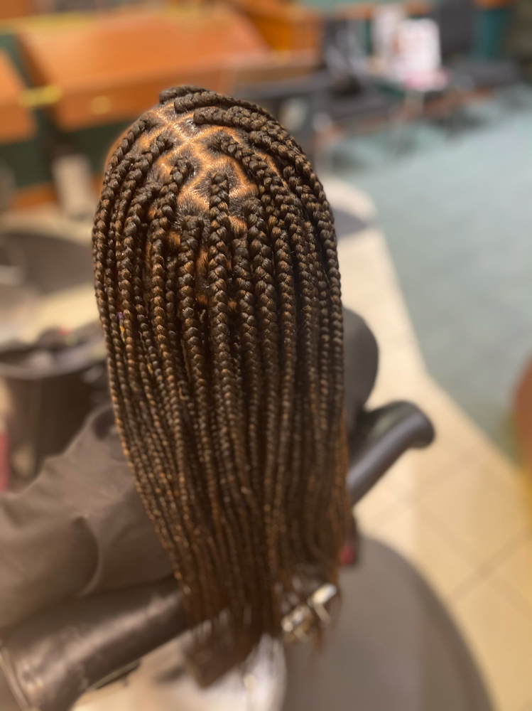 Med Full Box Braids