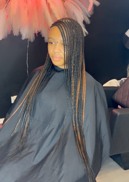 Lemonade Knotless at C&C Hair Collection in Palos Hills, IL