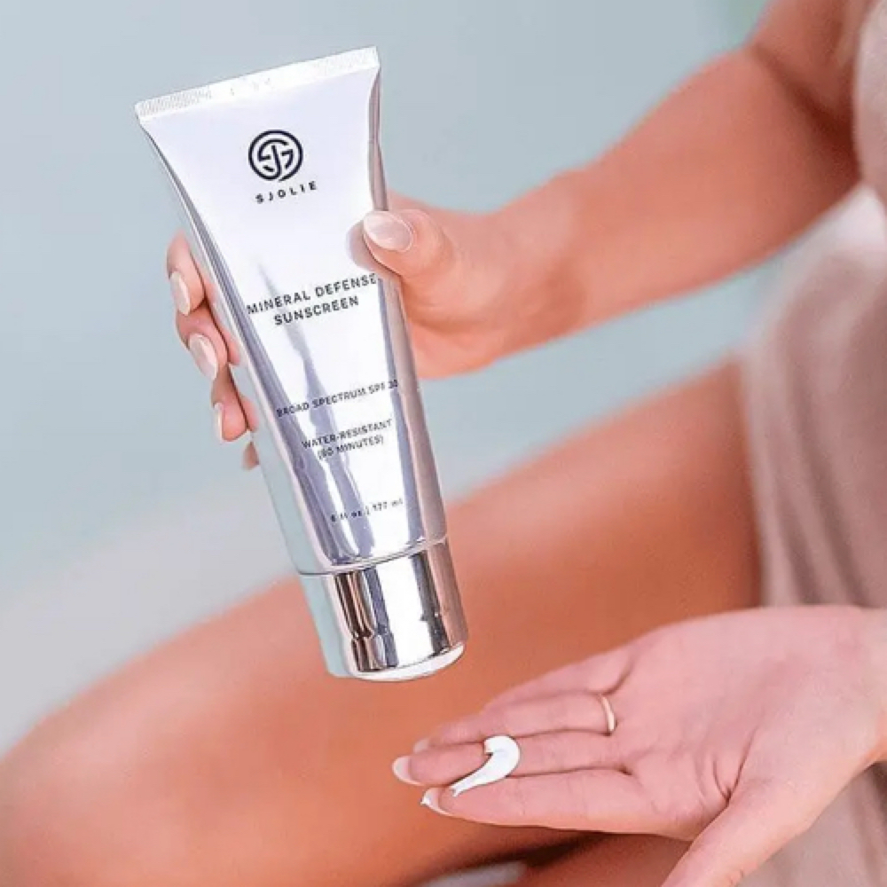 MINERAL DEFENSE SUNSCREEN at MadGlow Mobile Spray Tans in Decatur, TX