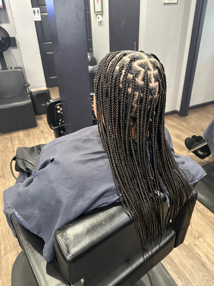 Knotless Braids at MelloStudio in Louisville, KY