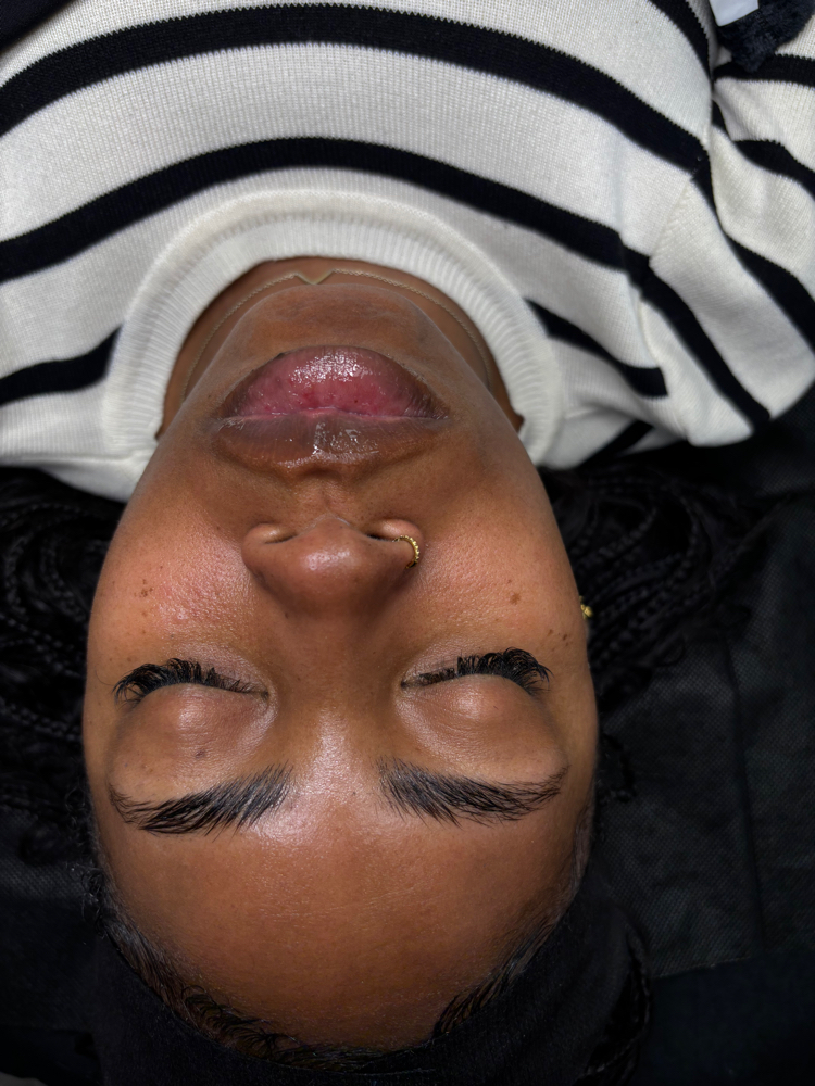Deluxe Dermaplane Facial