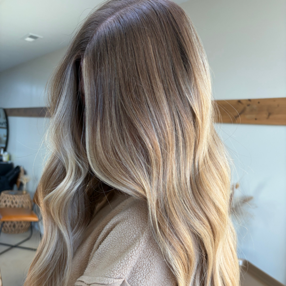 Balayage at Shady Dale Studio in Cloverdale, IN
