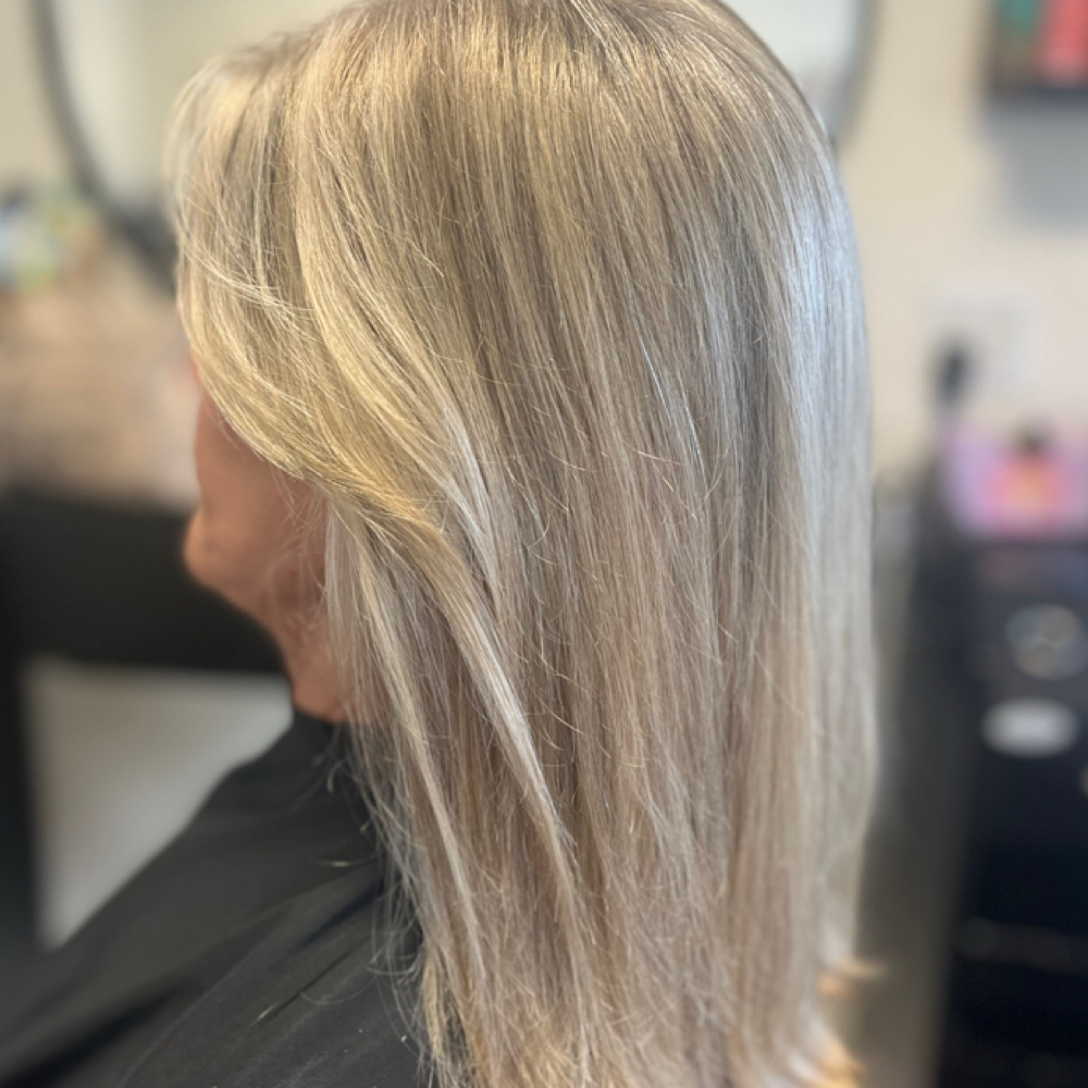 A Full Foil at Arlene Gail Hair Tiki in Vero Beach, FL