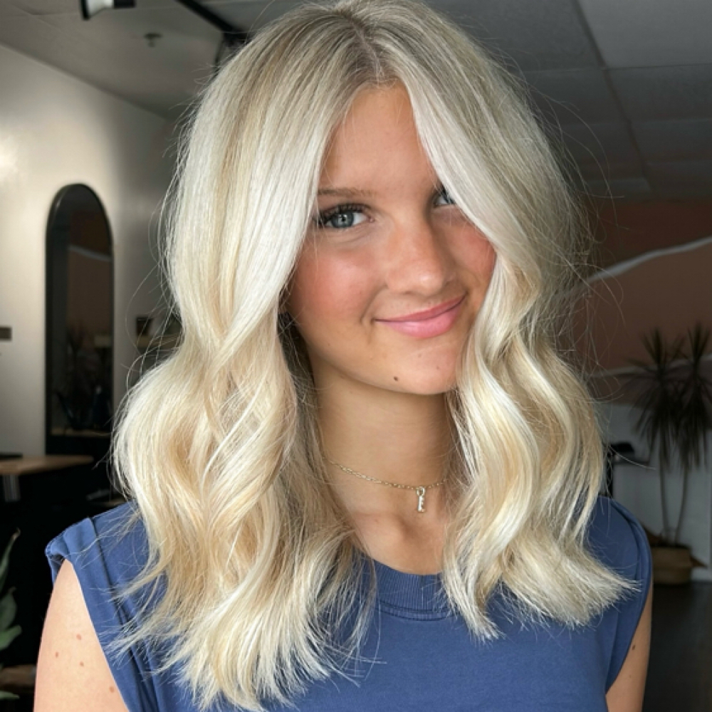 FULL BLONDING - MADDIE at Dawn + Mae Salon in Tulsa, OK