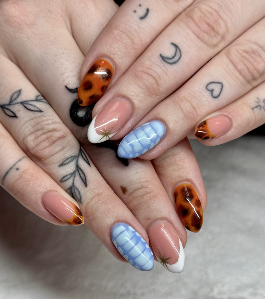 Soft Gel Fill In (W/Gel Polish)