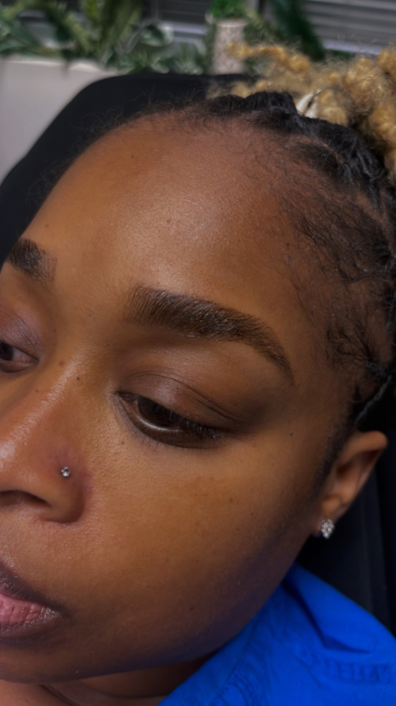 Brow Lamination Treatment