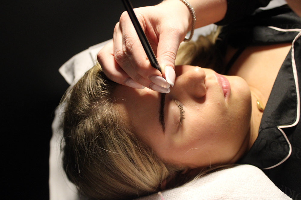 Brow Tint