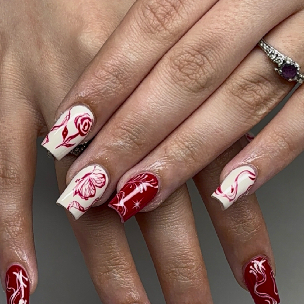 Medium Full Set at 5ivestarnails in Parma Heights, OH