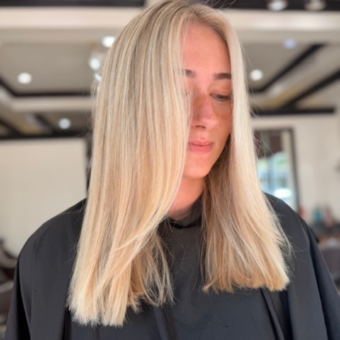 Partial Blonding at NicsBeautyTouch in Tampa, FL