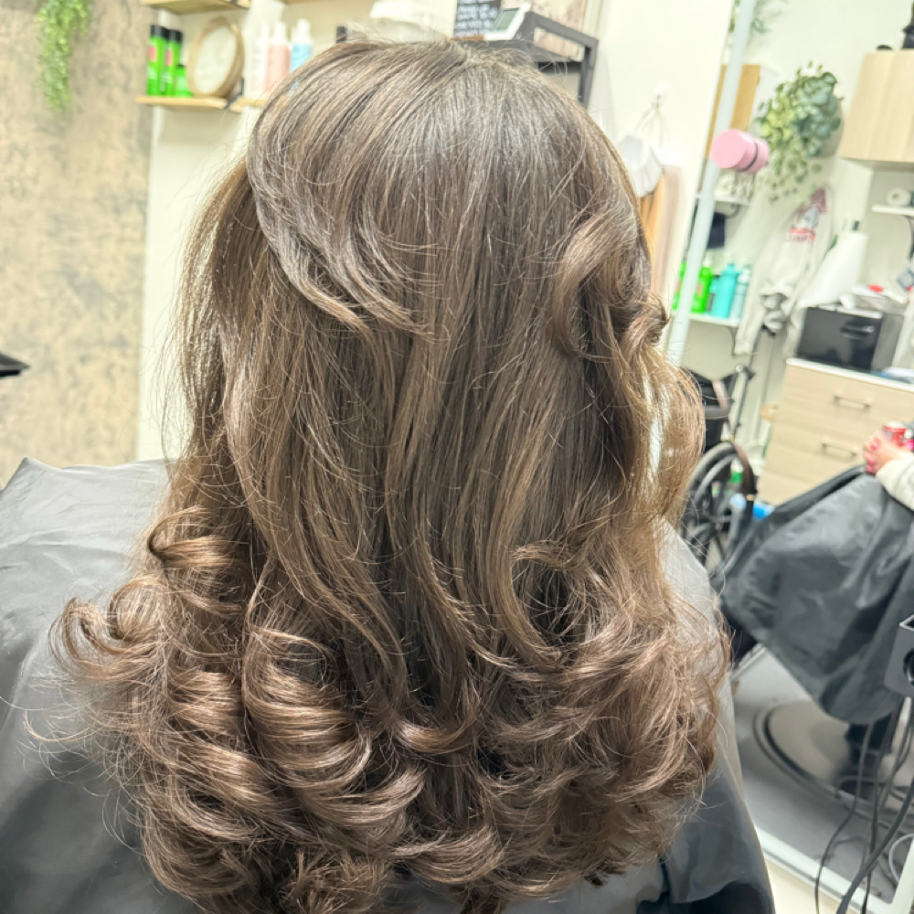 The Blowout Edit at Maria Schafer At The Edit in Newnan, GA