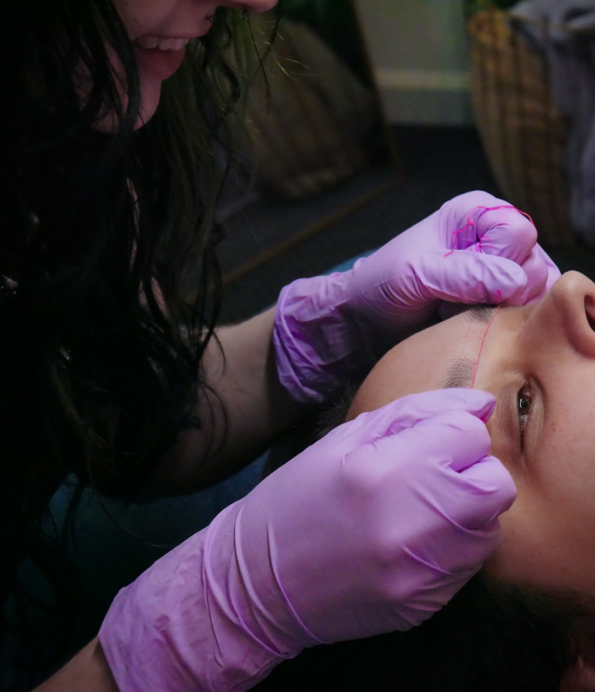 Brow Mapping & Wax