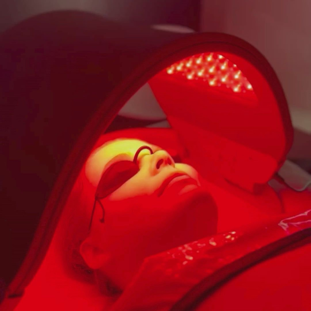 LED Light Therapy at Vanessa Yarce in Miami, FL