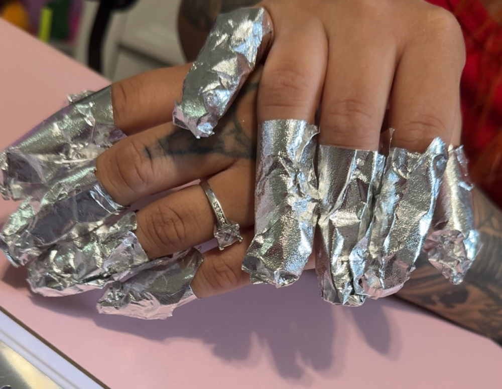 SOAK OFF at Flutter Nails & Lashes in Liberty, MO
