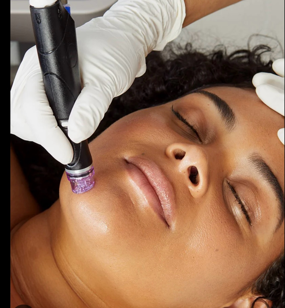 Hydra Glow Facial