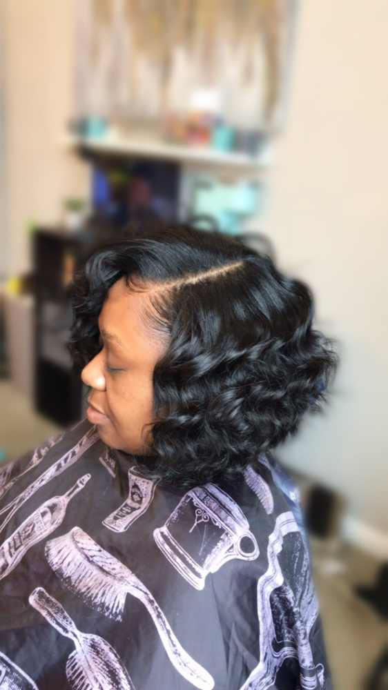 Pronto Bob Blunt or Curls