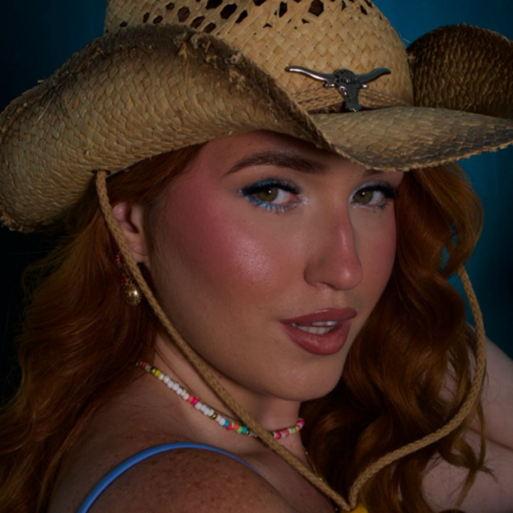 Domicilio at Aleja Kings Makeup Artist in San Juan, PR