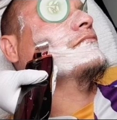 Gentlemen’s Facial