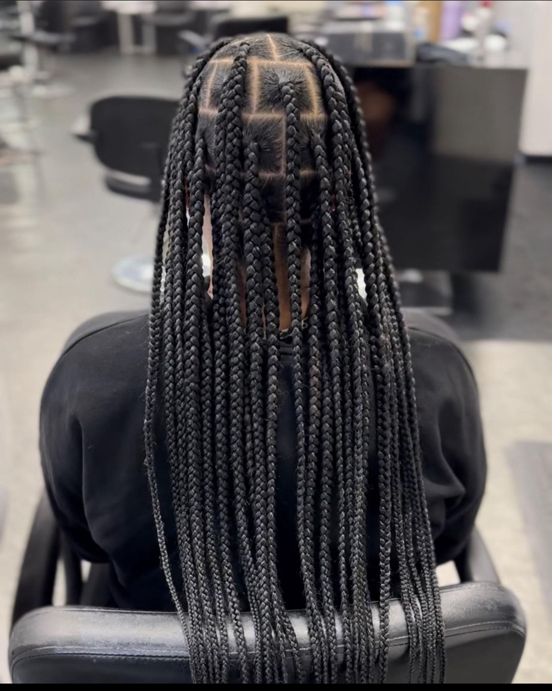 Medium Knotless Braids