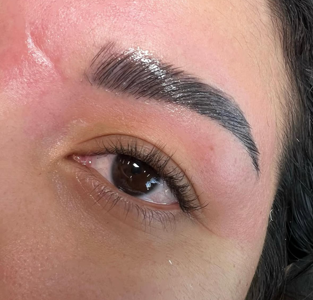Eyebrow Clean Up Wax at reyse puente in Decatur, TX