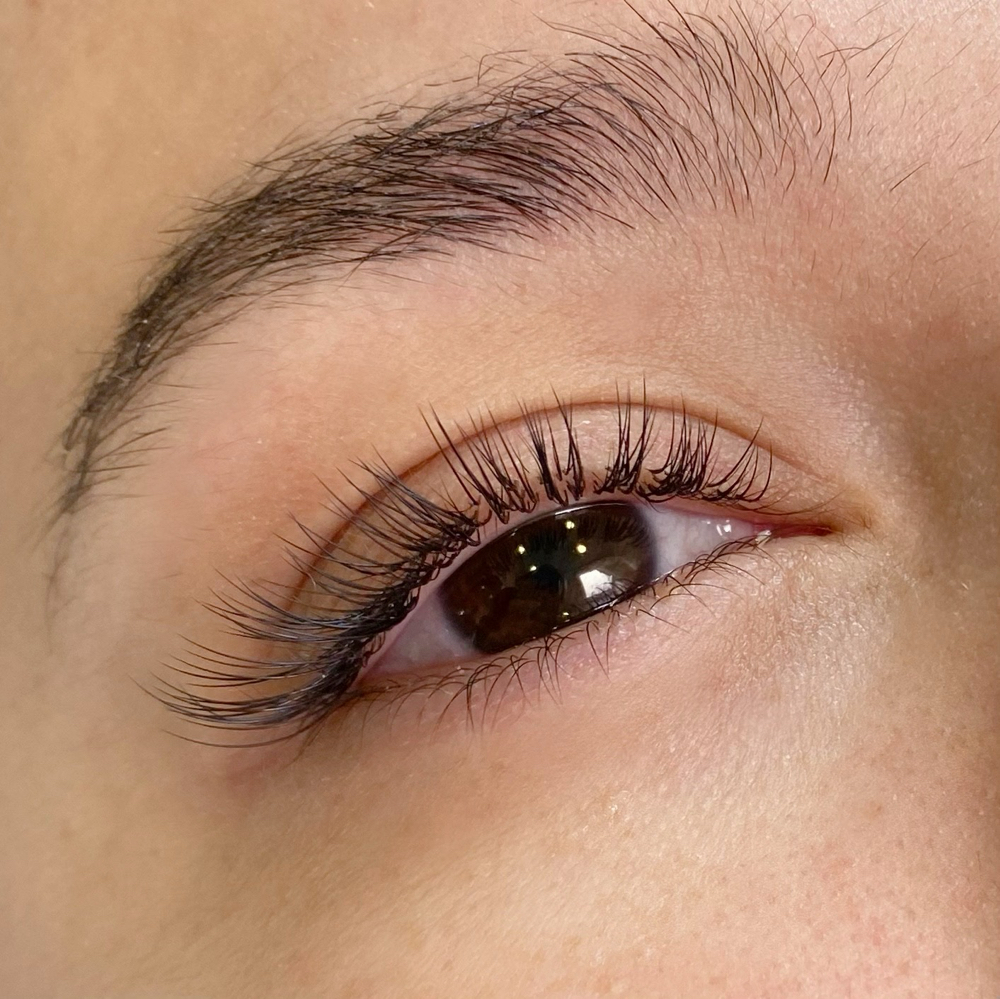 LED natural glow lash full set