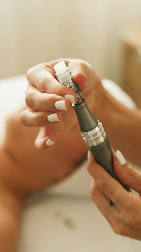 Microchanneling + neck + décolletag