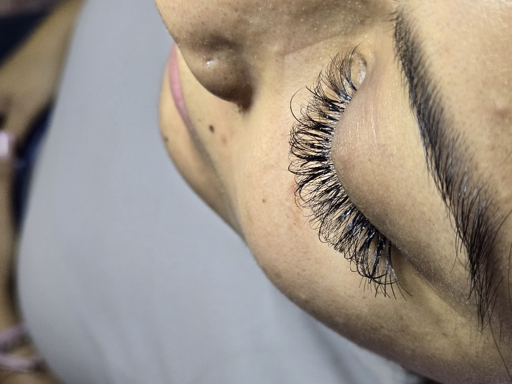 FLASH SALE- Full Set LASHES $50