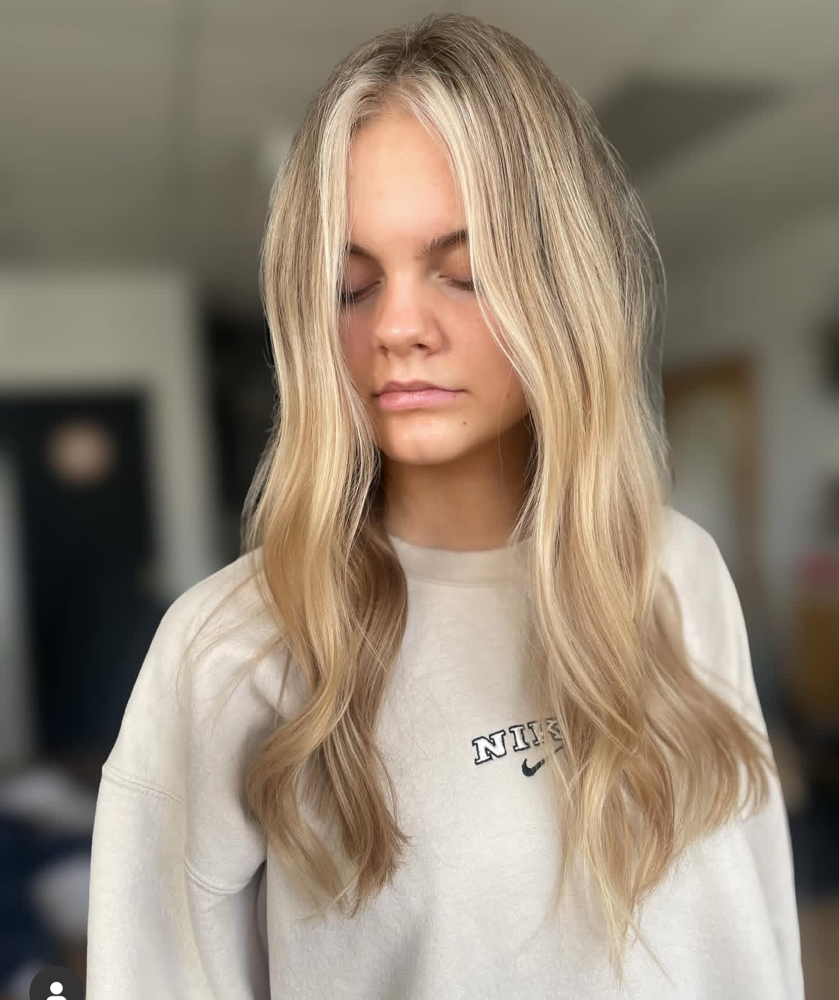 Mini Blonding at Caitlyn Bongiorno in Middle River, MD