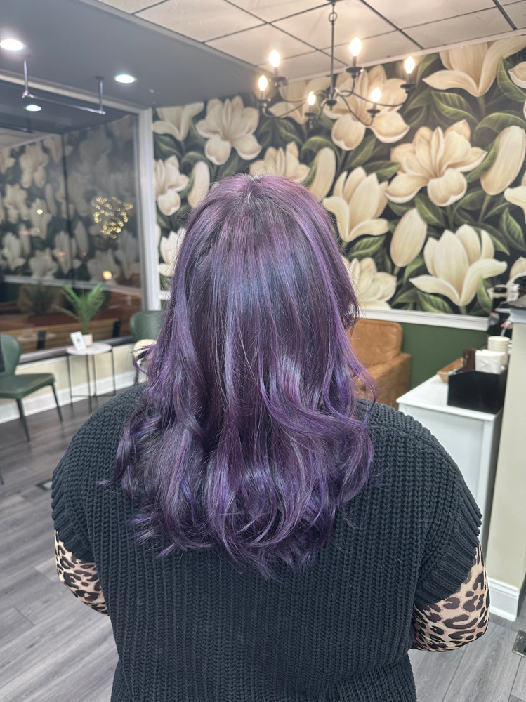 Full Color+Full Hilight w/ Isabella