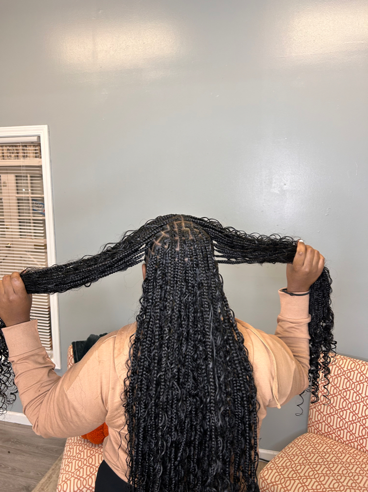 Bohemian Small Knotless Braids