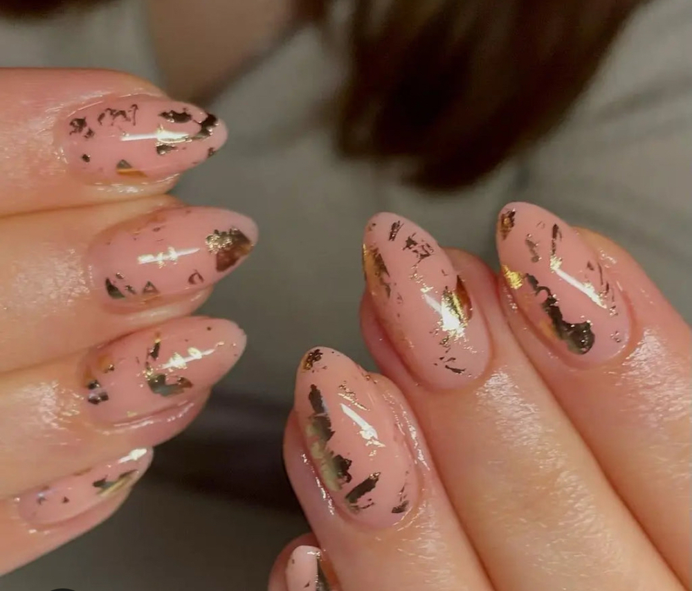 Foil Nail Art