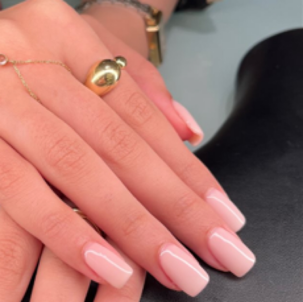 Hard Gel Refill+Gel Color at 7 1 8 Beauty Bar in Hoboken, NJ