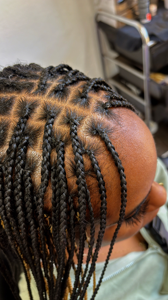 Touch Up at Suggs House Of Beauty in San Leandro, CA