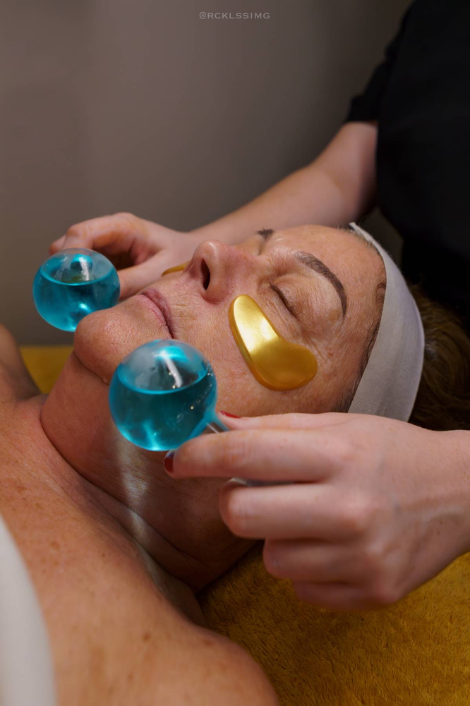 60 Min Custom Facial