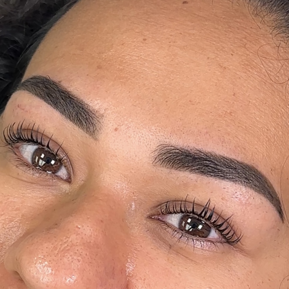 Peptide Lash Lift Treatment