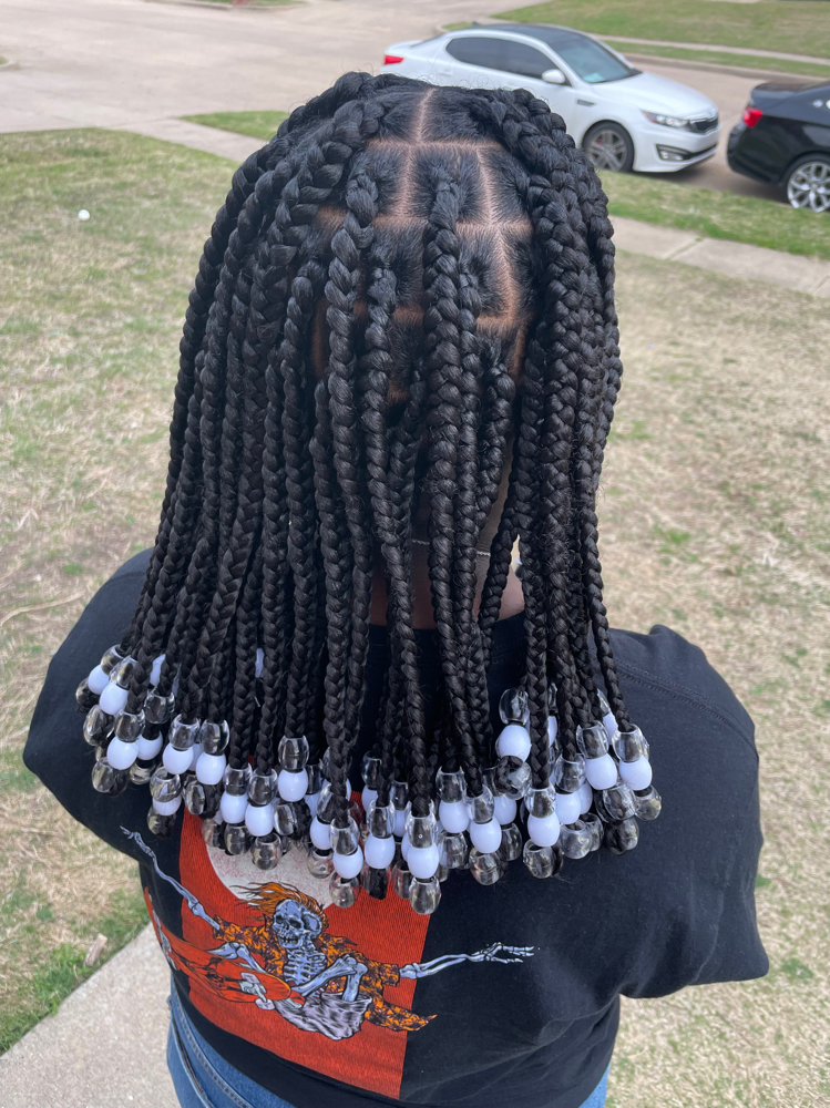 Large Knotless Braids