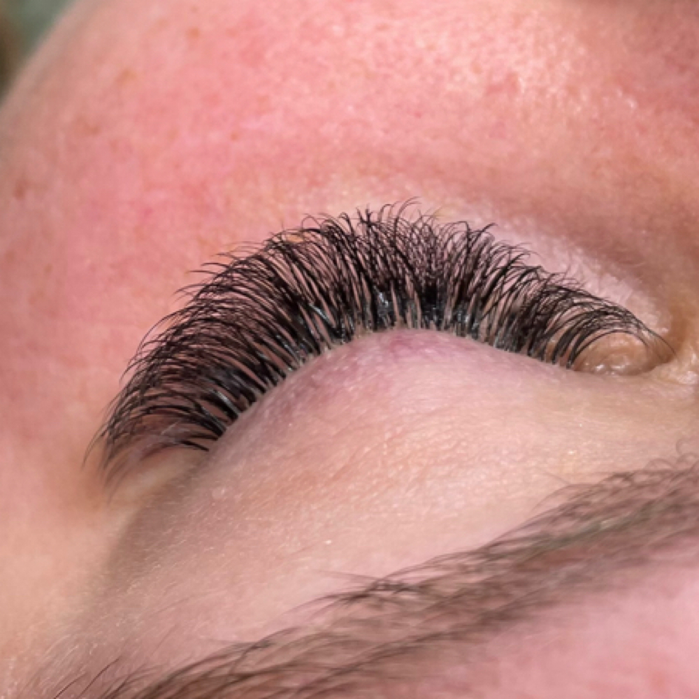 Eyelash Removal at Solura Beauty & Wellness in Deland, FL