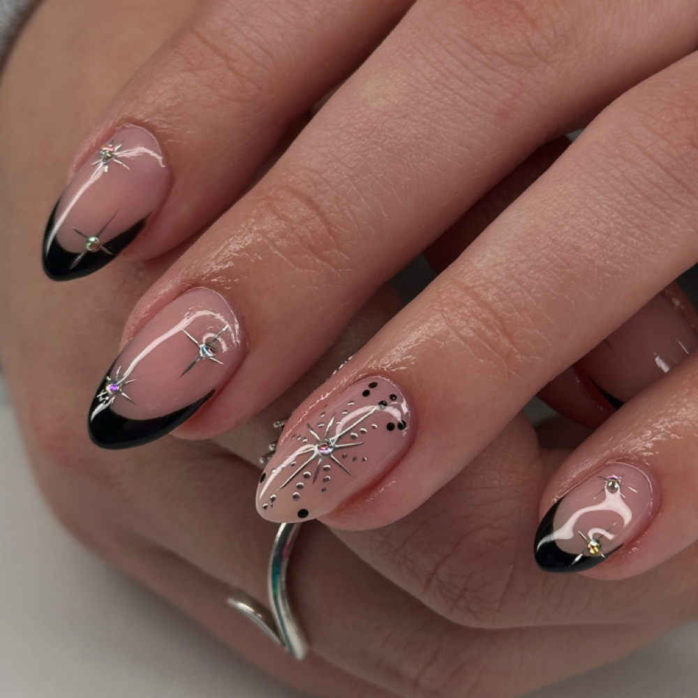 Natural Nail Overlay Detailed Art at ITS AN HONOUR COSMETICS LLC in Keizer, OR