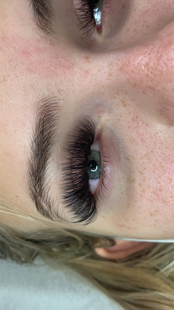 Volume Lash Extensions