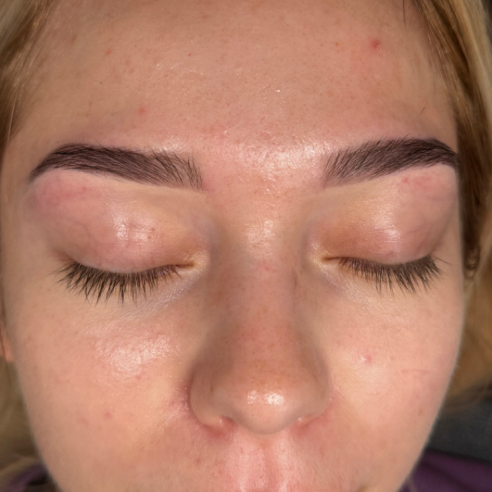 Eyebrow Tint And Wax at Beautyy By RD in Beaumont, CA
