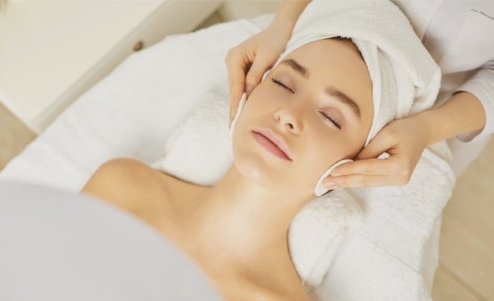 Sunny Side Up Brightening Facial