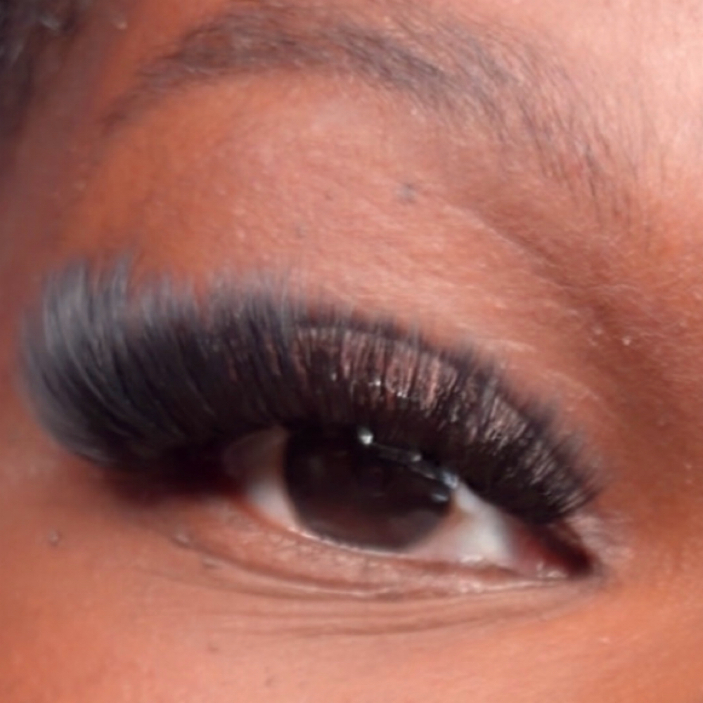 Basic Cluster Special (no Spikes) at Coya’s Boutique in Gainesville Fl, FL