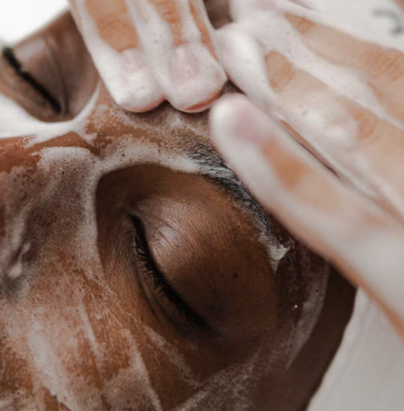 BLEMISH FREE FACIAL (60 MINTUES)