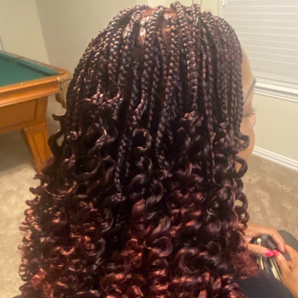 Box Braids at Luxe Beautyon 5th Ave in TEXAS CITY, TX