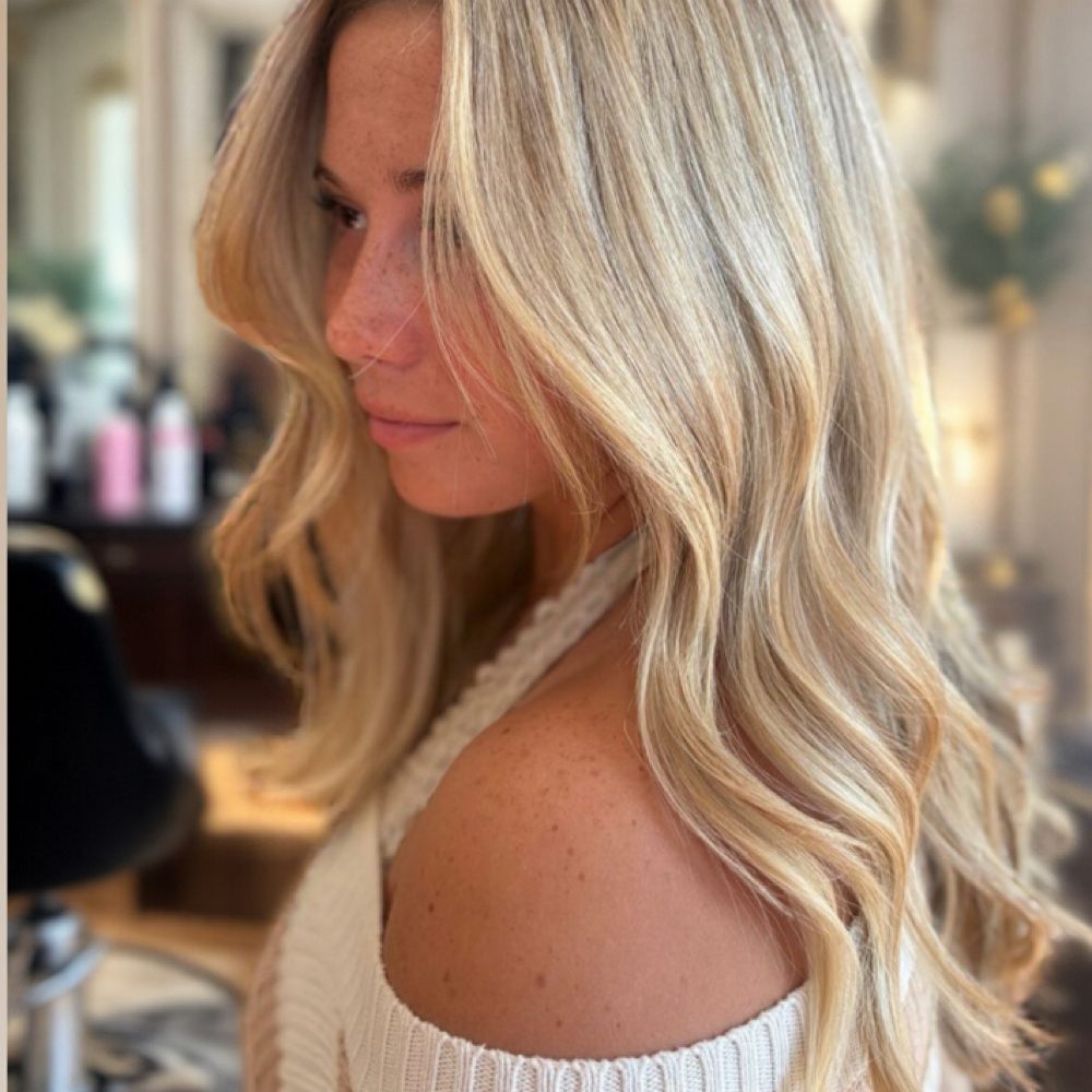 Hair Detox And Mask With Blowout at Beige beauty lounge llc in Johnston, RI