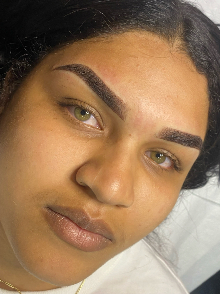 Retoque De Cejas (SOLO DEL MES) at DarleEyes_Studio in Paterson, NJ