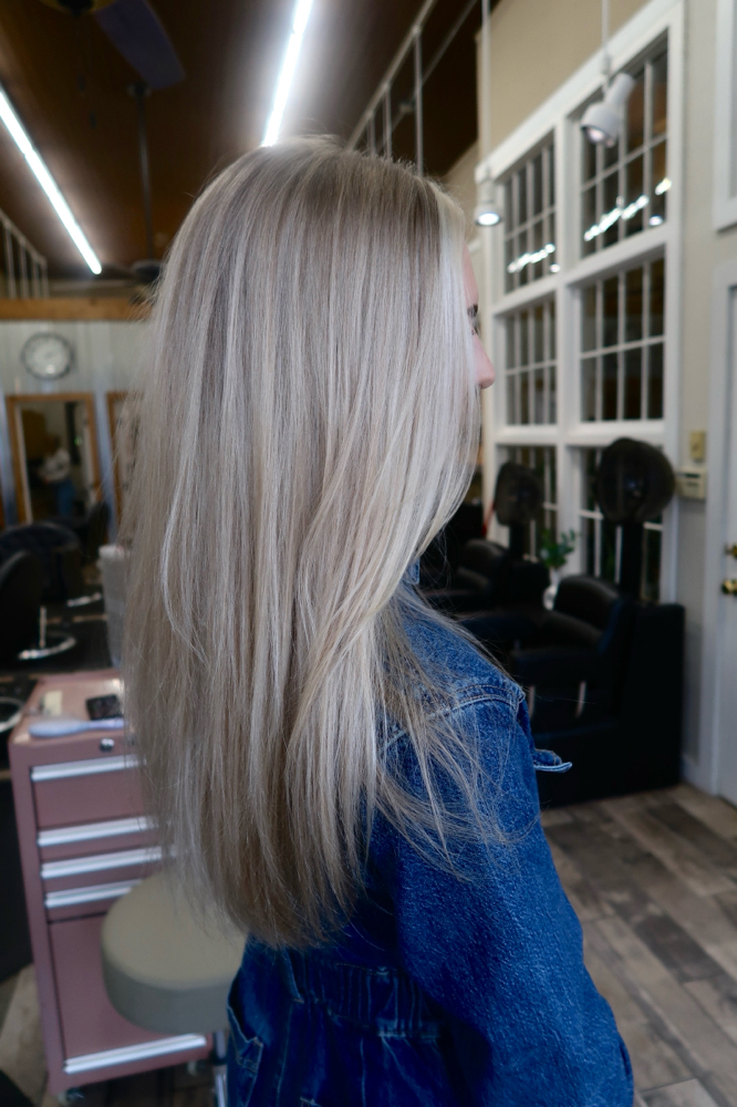 Partial highlight w/ Root smudge