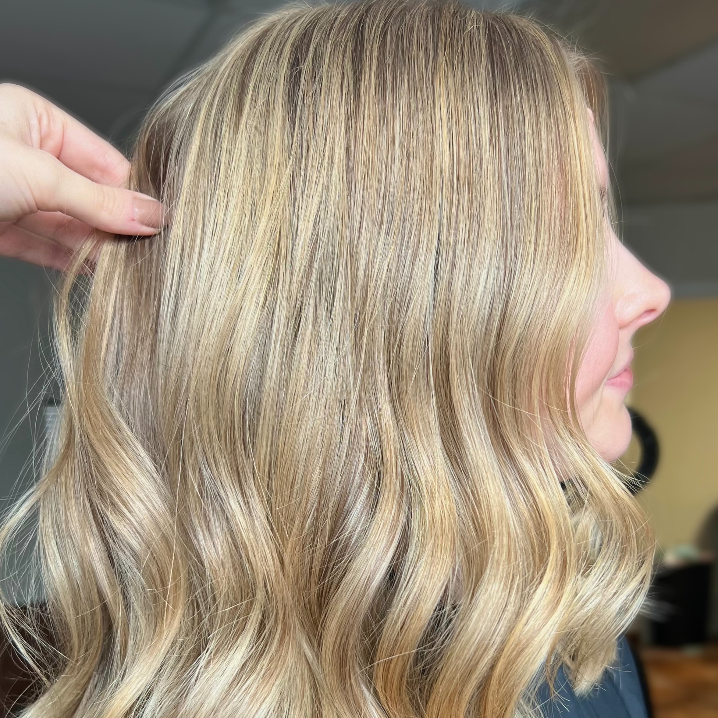 Full Highlight at Maddie Sharp Hairstylist in Marion, AR